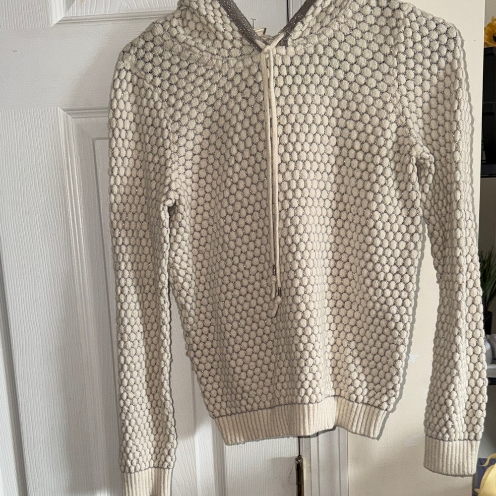 Sleeping on Snow Textured Hooded sweater/shirt